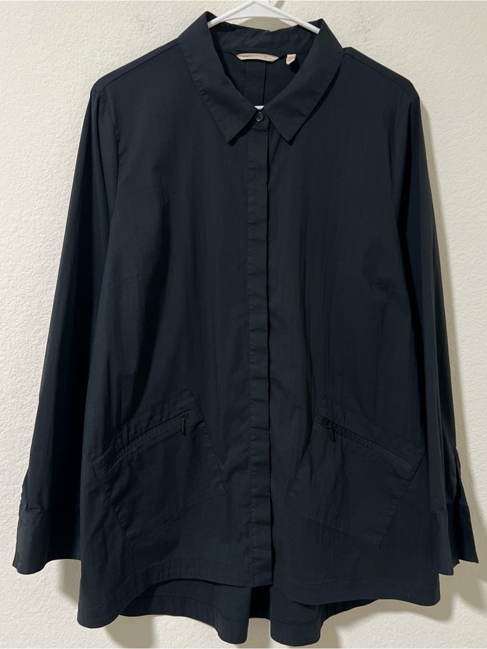 Soft Surroundings XL Tunic Blouse Black, hidden buttons, pockets